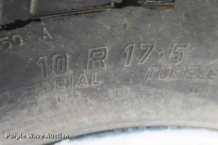 image for item DB10131 1989 Trail King HT Series 20 drop deck equipment trailer