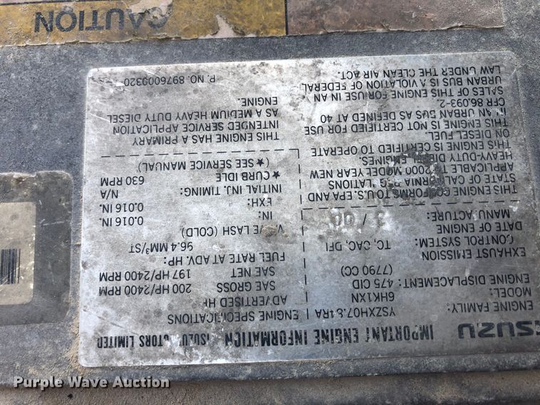 image for item DD3033 2000 Isuzu FTR flatbed truck