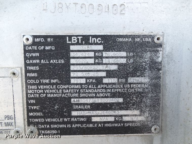 image for item DF0819 2000 LBT HAB-HA3-J1400X3 pneumatic dry bulk trailer