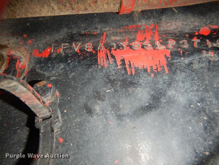 image for item DG5860 1990 Freightliner COE semi truck