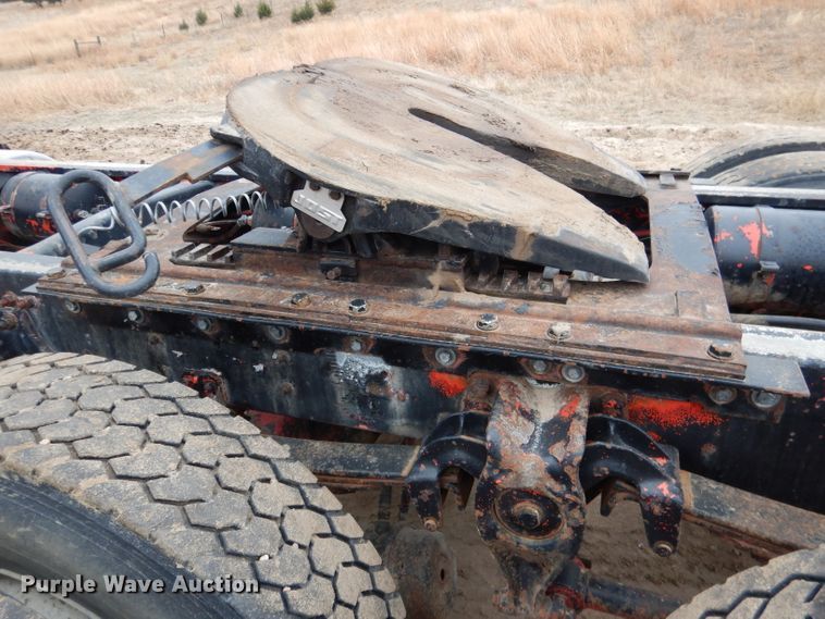 image for item DG5860 1990 Freightliner COE semi truck