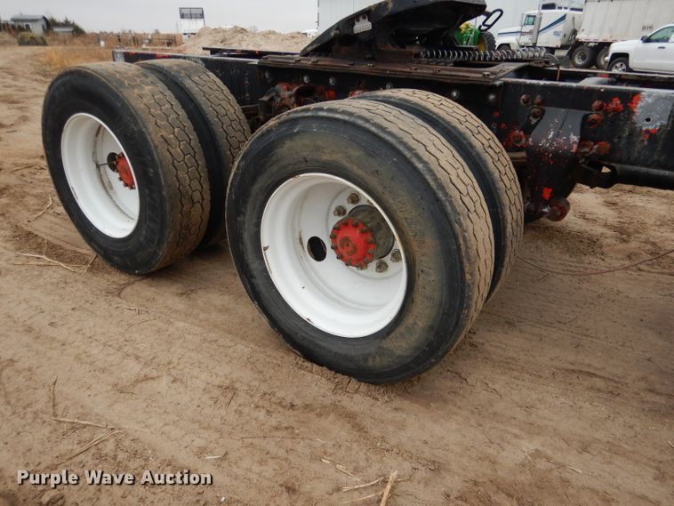 image for item DG5860 1990 Freightliner COE semi truck