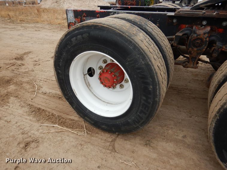 image for item DG5860 1990 Freightliner COE semi truck