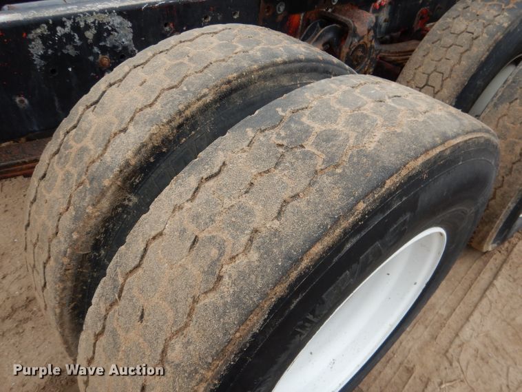 image for item DG5860 1990 Freightliner COE semi truck