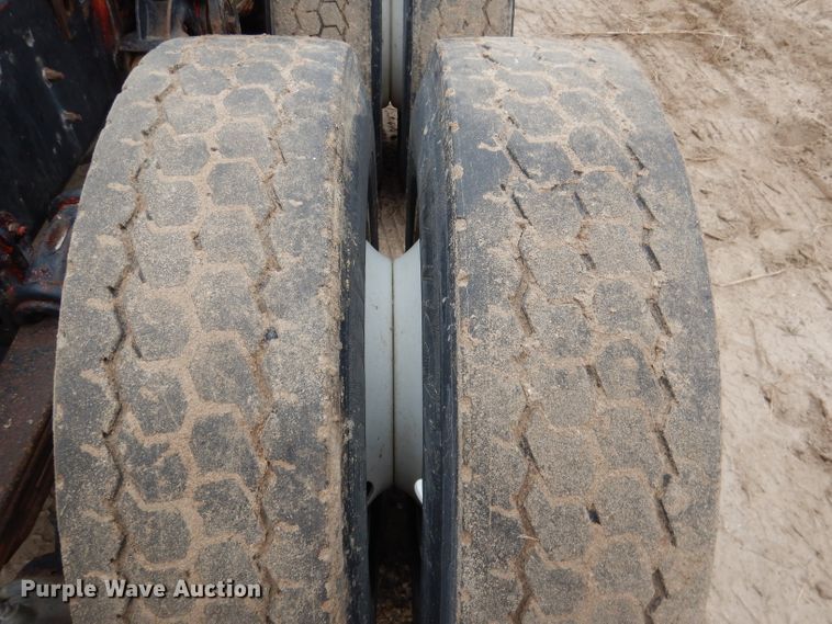 image for item DG5860 1990 Freightliner COE semi truck