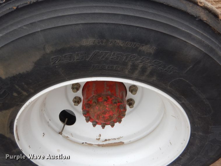 image for item DG5860 1990 Freightliner COE semi truck