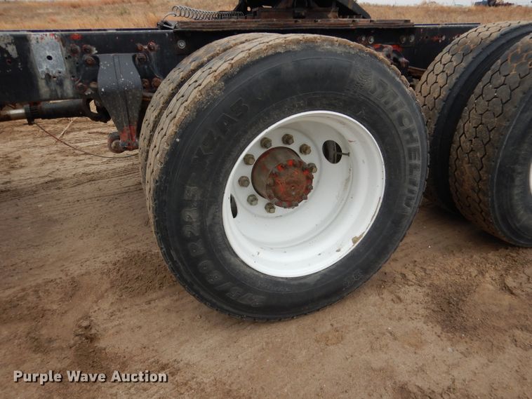 image for item DG5860 1990 Freightliner COE semi truck