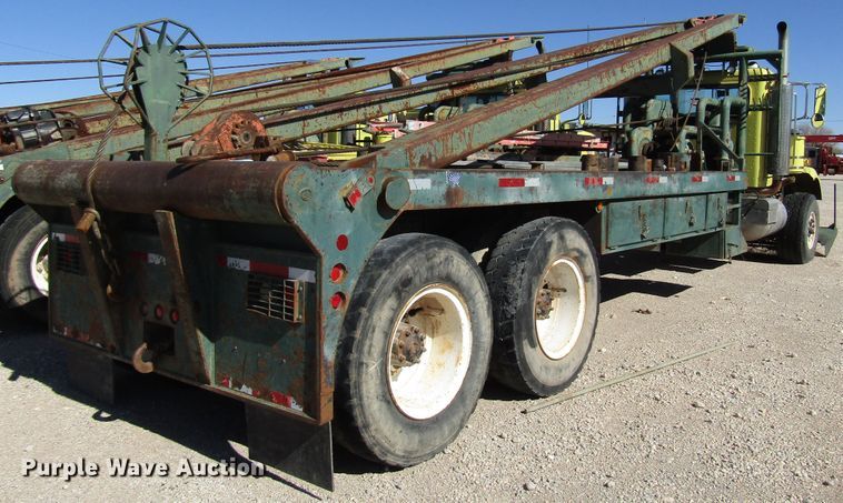 image for item DG6709 2007 Peterbilt 357 winch truck