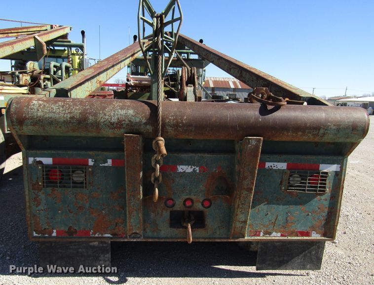 image for item DG6709 2007 Peterbilt 357 winch truck