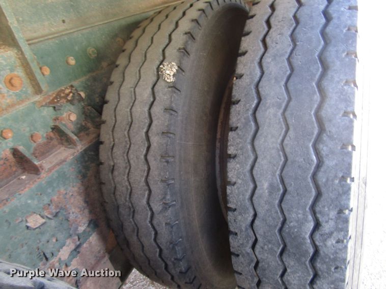 image for item DG6709 2007 Peterbilt 357 winch truck