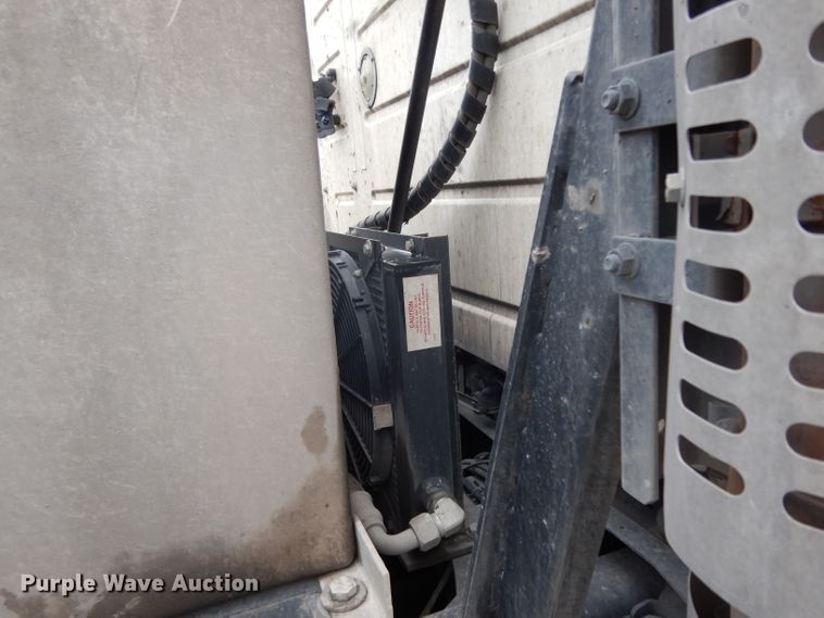 image for item DH2261 2012 Volvo VN semi truck