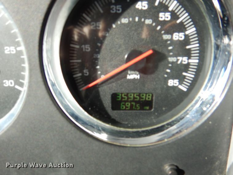 image for item DH5298 2007 Kenworth T800 semi truck