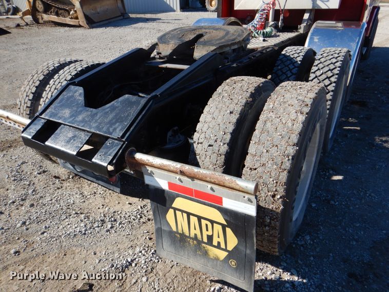 image for item DH5298 2007 Kenworth T800 semi truck