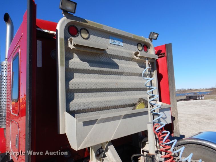 image for item DH5298 2007 Kenworth T800 semi truck