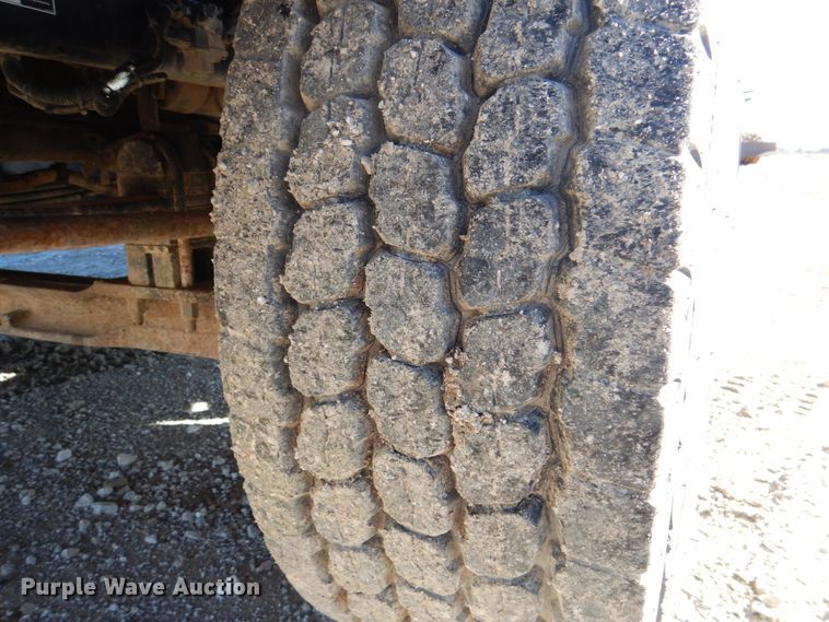 image for item DH5298 2007 Kenworth T800 semi truck