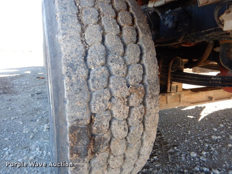 image for item DH5298 2007 Kenworth T800 semi truck