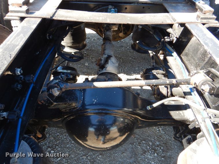 image for item DH5299 2005 Freightliner Columbia 120 semi truck