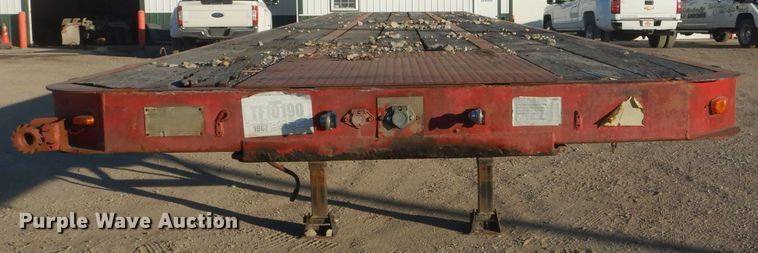 image for item DH6251 1967 Clark PTC-540 flatbed trailer