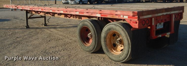 image for item DH6251 1967 Clark PTC-540 flatbed trailer