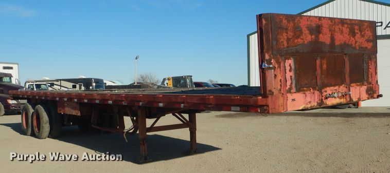 image for item DH6252 1979 Hobb flatbed trailer
