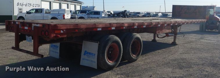 image for item DH6252 1979 Hobb flatbed trailer
