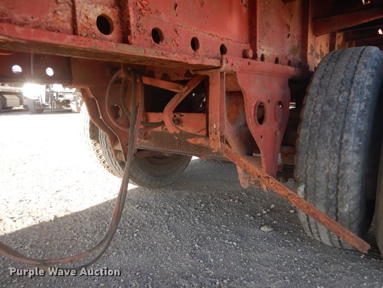 image for item DH6252 1979 Hobb flatbed trailer