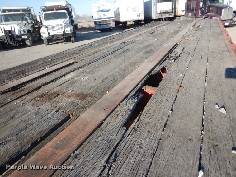 image for item DH6252 1979 Hobb flatbed trailer