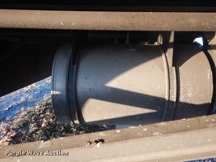 image for item DH6253 2016 Utility 3000R refrigerated van trailer