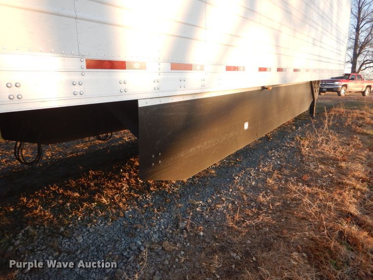 image for item DH6253 2016 Utility 3000R refrigerated van trailer