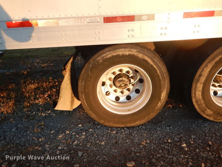 image for item DH6253 2016 Utility 3000R refrigerated van trailer