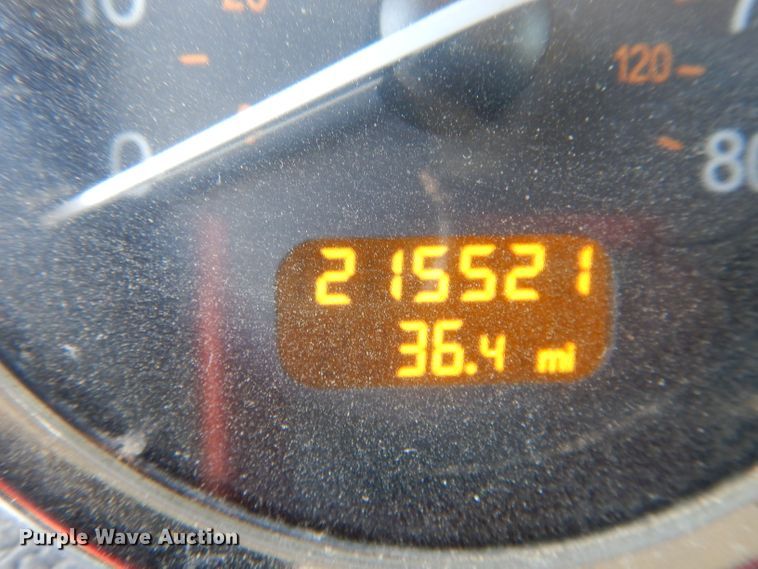 image for item DH6286 2011 Peterbilt 386 semi truck