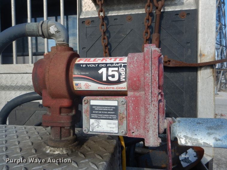 image for item DH6286 2011 Peterbilt 386 semi truck