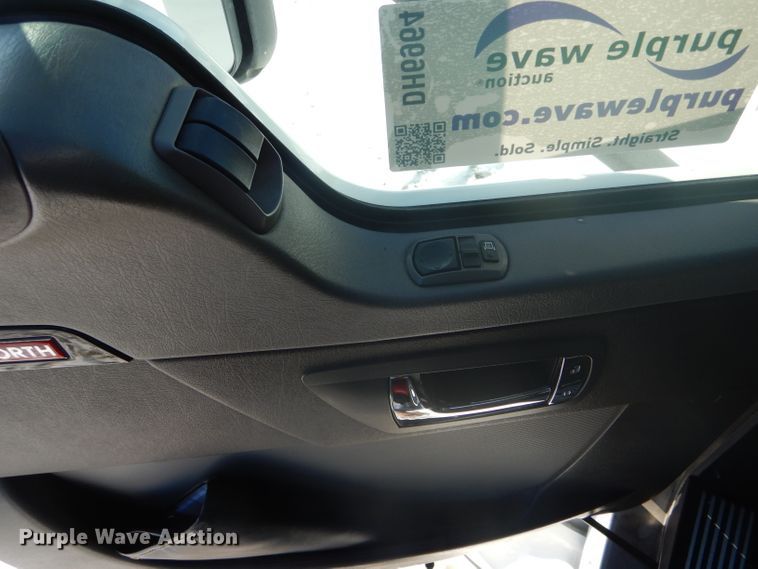 image for item DH6964 2015 Kenworth T660 semi truck