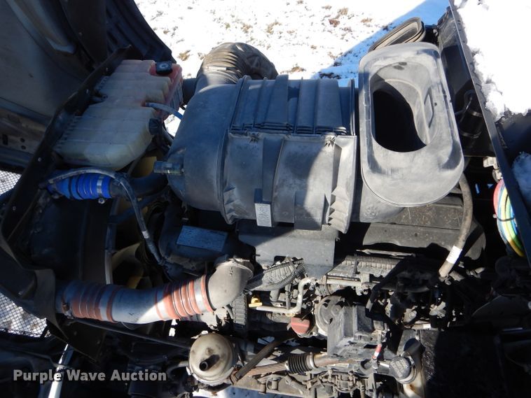 image for item DH6964 2015 Kenworth T660 semi truck