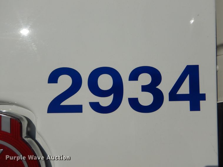 image for item DH6964 2015 Kenworth T660 semi truck