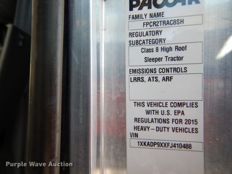 image for item DH6964 2015 Kenworth T660 semi truck