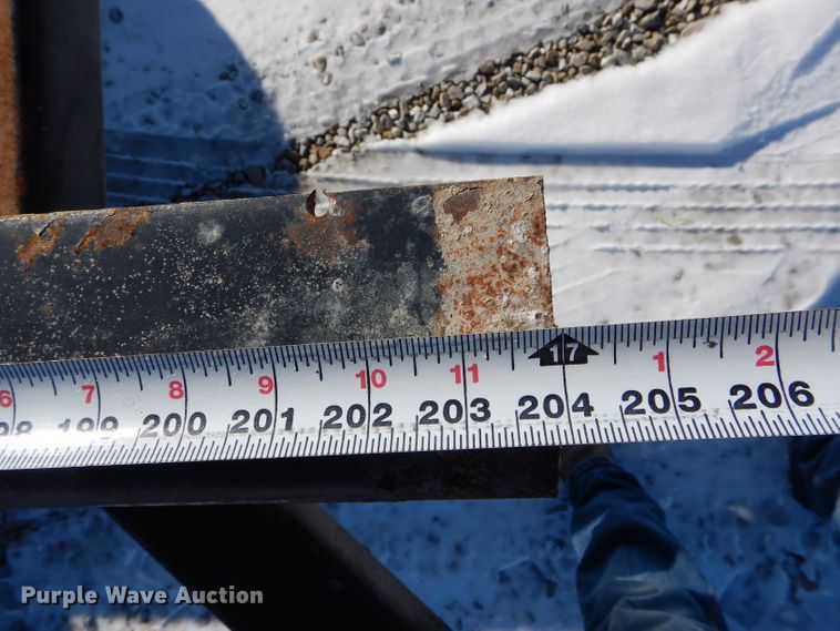 image for item DH6966 2002 International 4300 truck cab and chassis