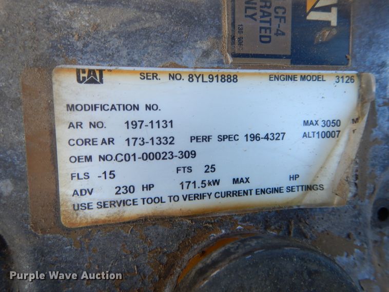 image for item DH6967 2001 Freightliner FL70 truck cab and chassis