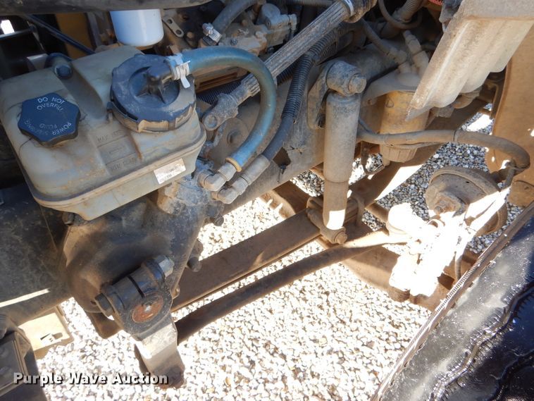 image for item DH6968 2007 Freightliner Business Class M2 truck cab and chassis