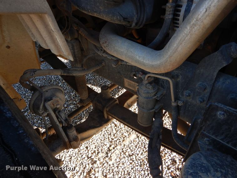 image for item DH6968 2007 Freightliner Business Class M2 truck cab and chassis