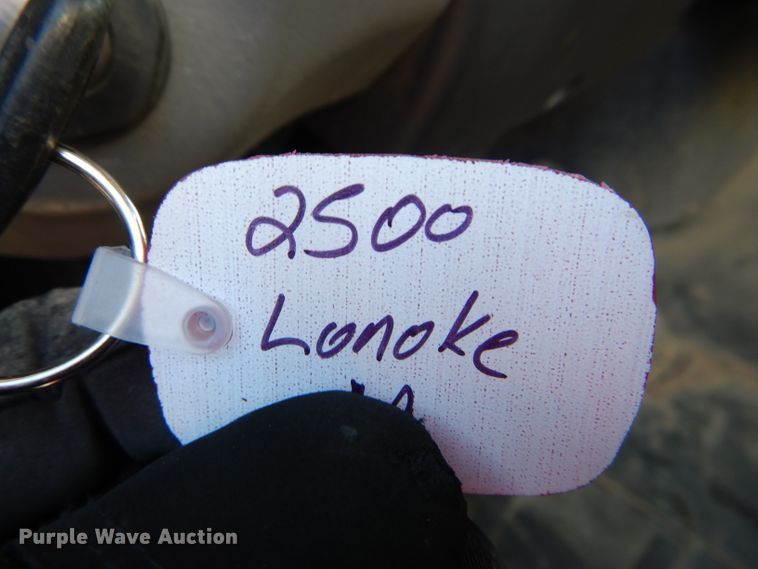 image for item DH6968 2007 Freightliner Business Class M2 truck cab and chassis