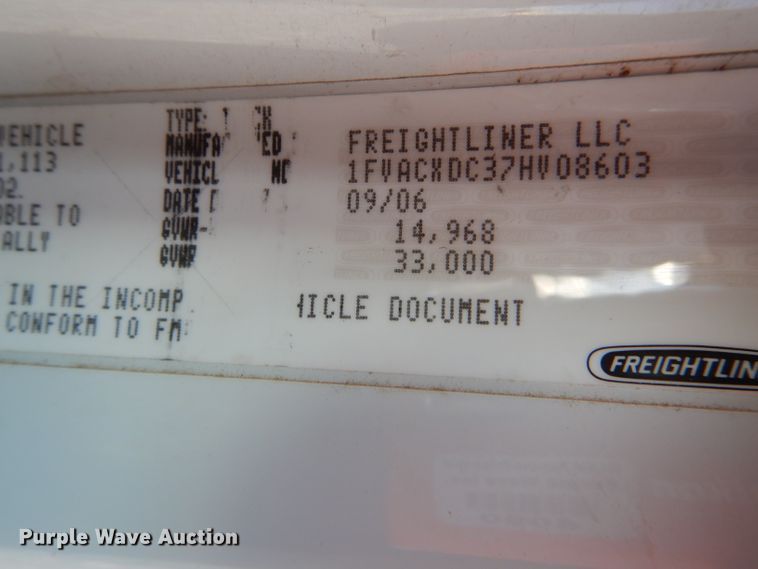 image for item DH6968 2007 Freightliner Business Class M2 truck cab and chassis