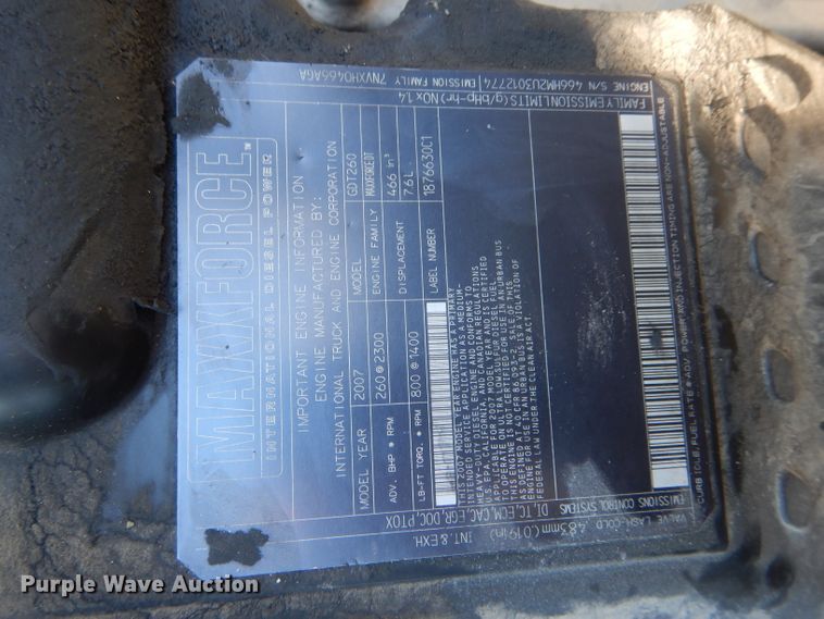 image for item DH6969 2008 International DuraStar 4400 truck cab and chassis