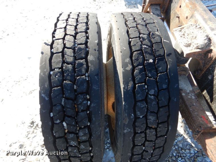 image for item DH6969 2008 International DuraStar 4400 truck cab and chassis