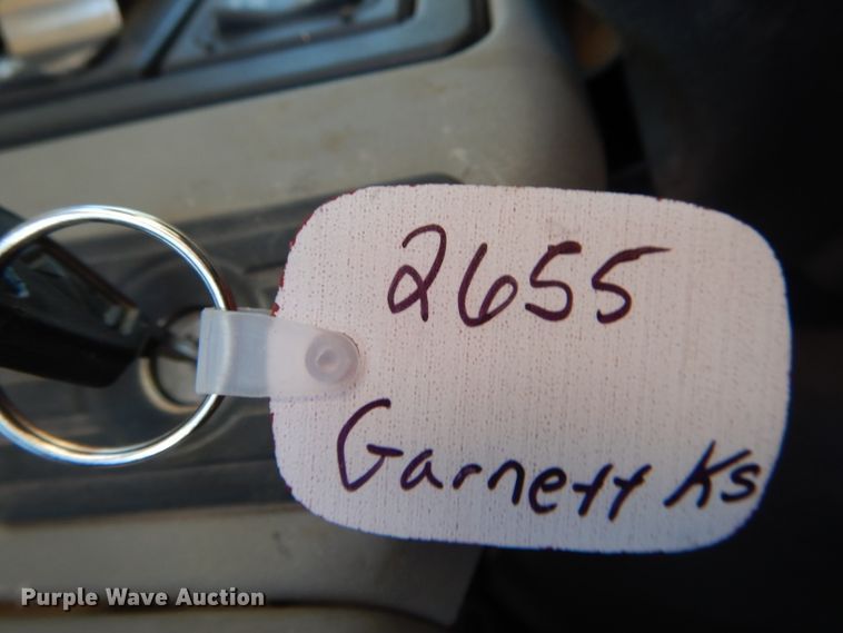 image for item DH6969 2008 International DuraStar 4400 truck cab and chassis