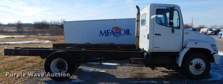 image for item DH6970 2007 Hino 308 truck cab and chassis