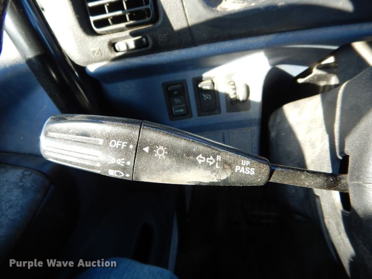 image for item DH6970 2007 Hino 308 truck cab and chassis