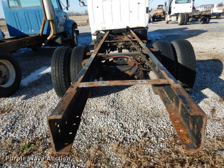 image for item DH6970 2007 Hino 308 truck cab and chassis