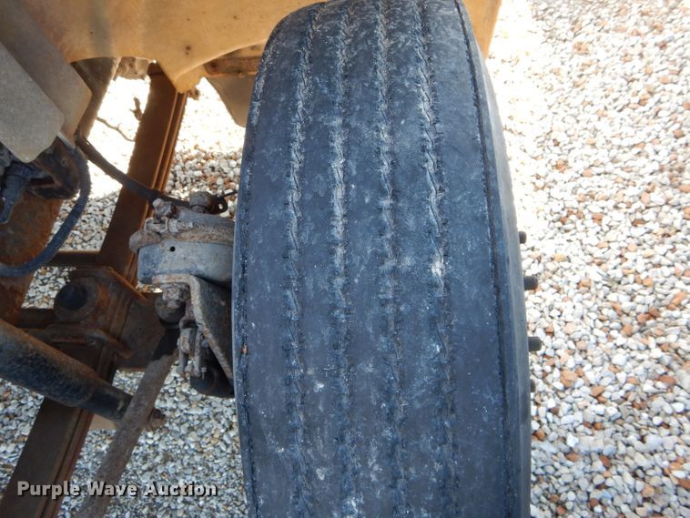 image for item DH6970 2007 Hino 308 truck cab and chassis