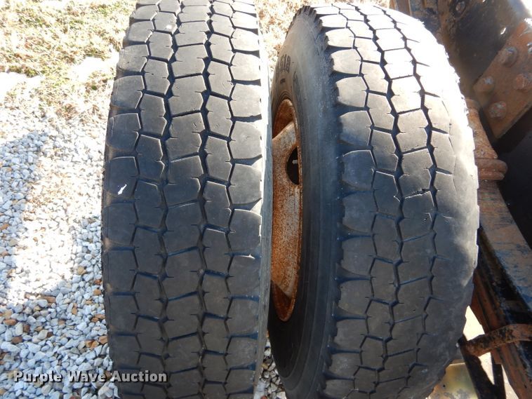 image for item DH6970 2007 Hino 308 truck cab and chassis